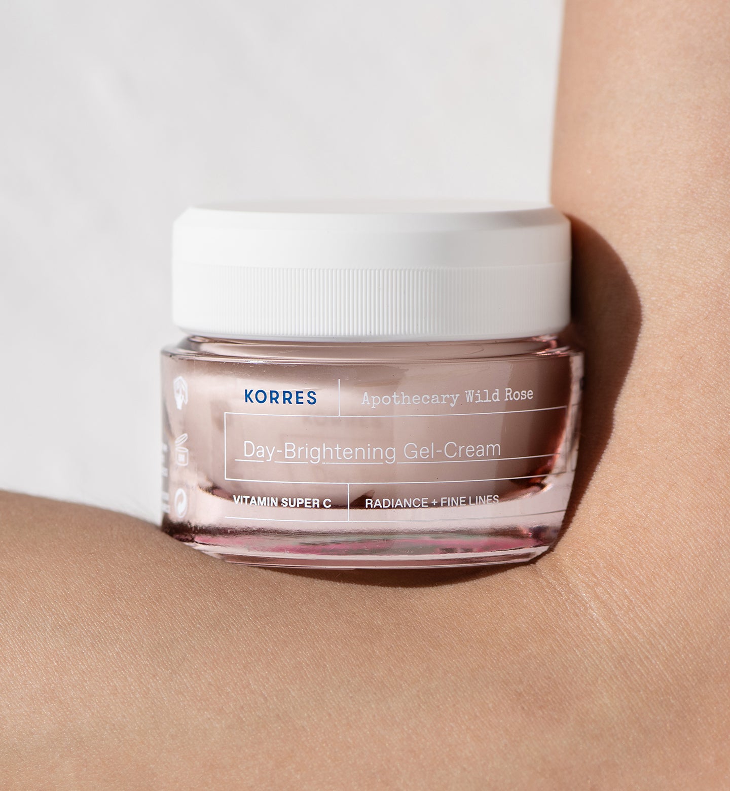 Apothecary Wild Rose Day-Brightening Gel-Cream Skincare Korres